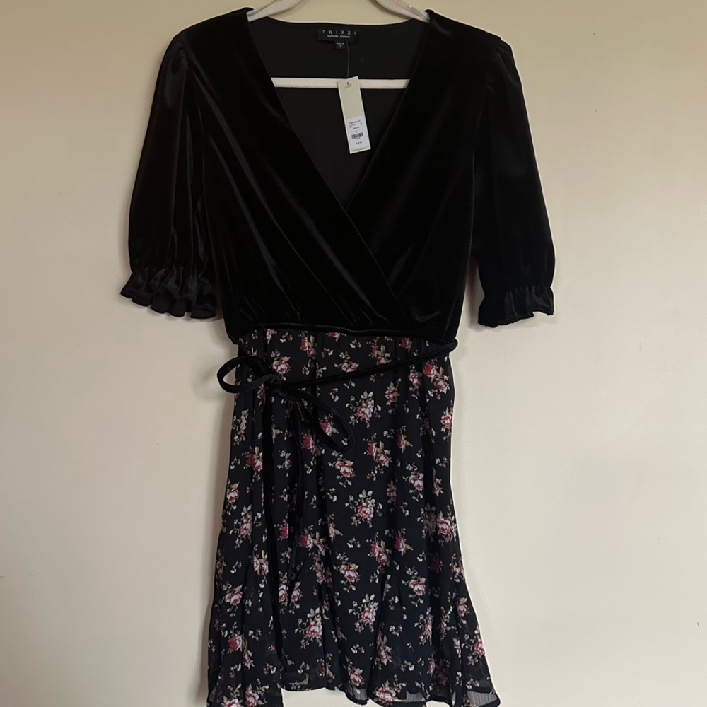 Trixxi Black Velvet Mini Dress with Puff Sleeves